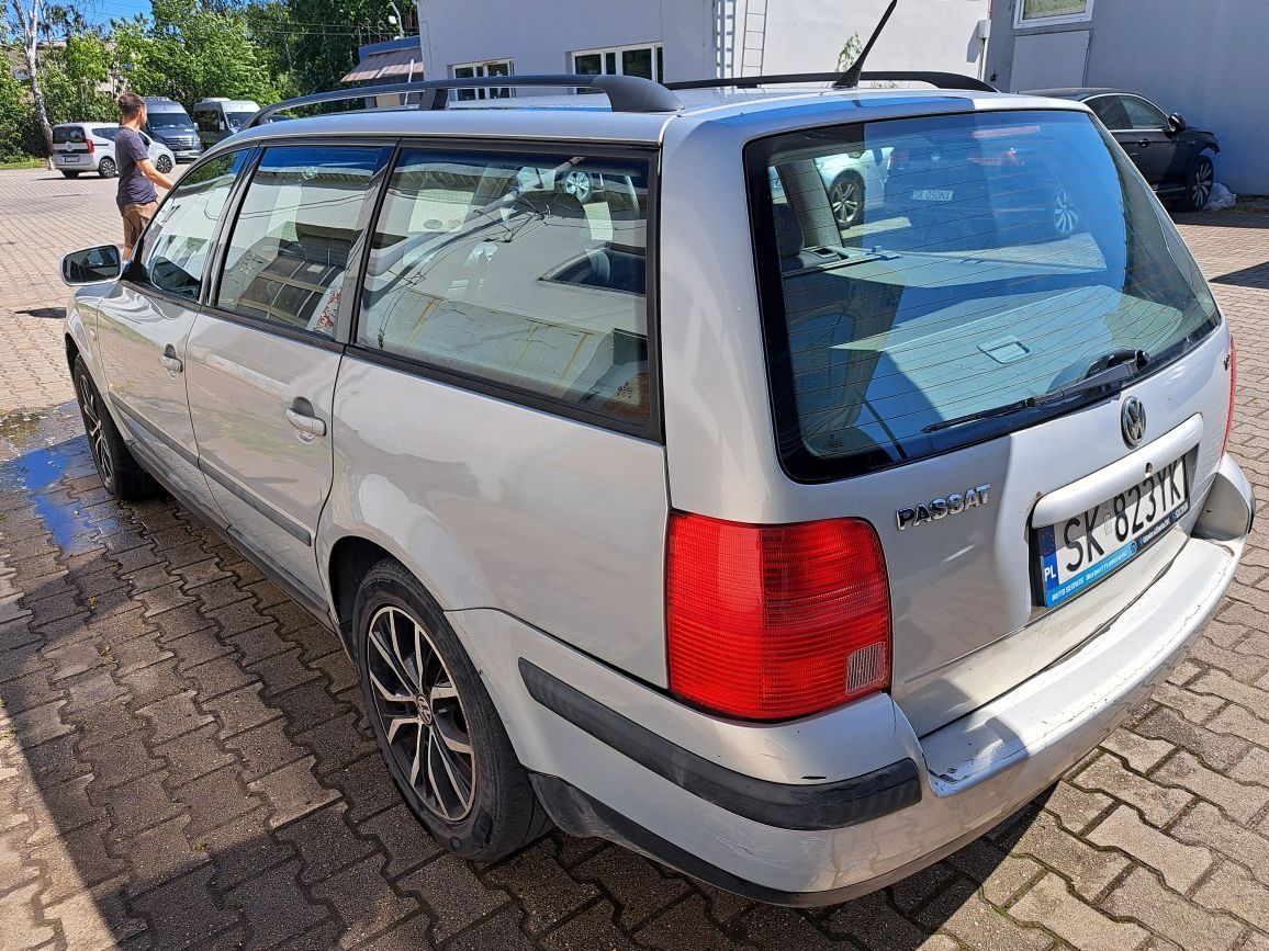 VW Passat B5 1.8 benzyna