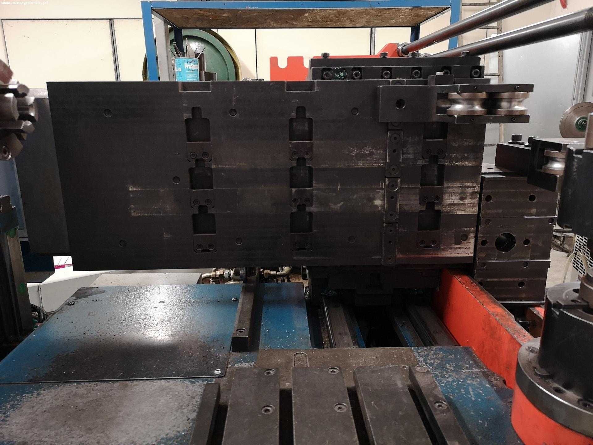 Giętarka trzpieniowa CNC SHUZ TUNG CNC 50 BRM