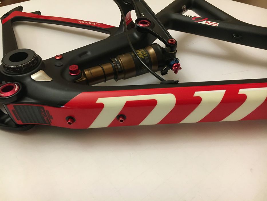 Карбонова рама Двопідвіс Niner RKT 9 carbon frame 29 Fox float