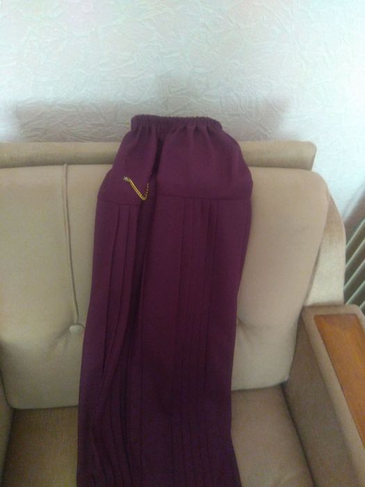 Продам две новые юбки.