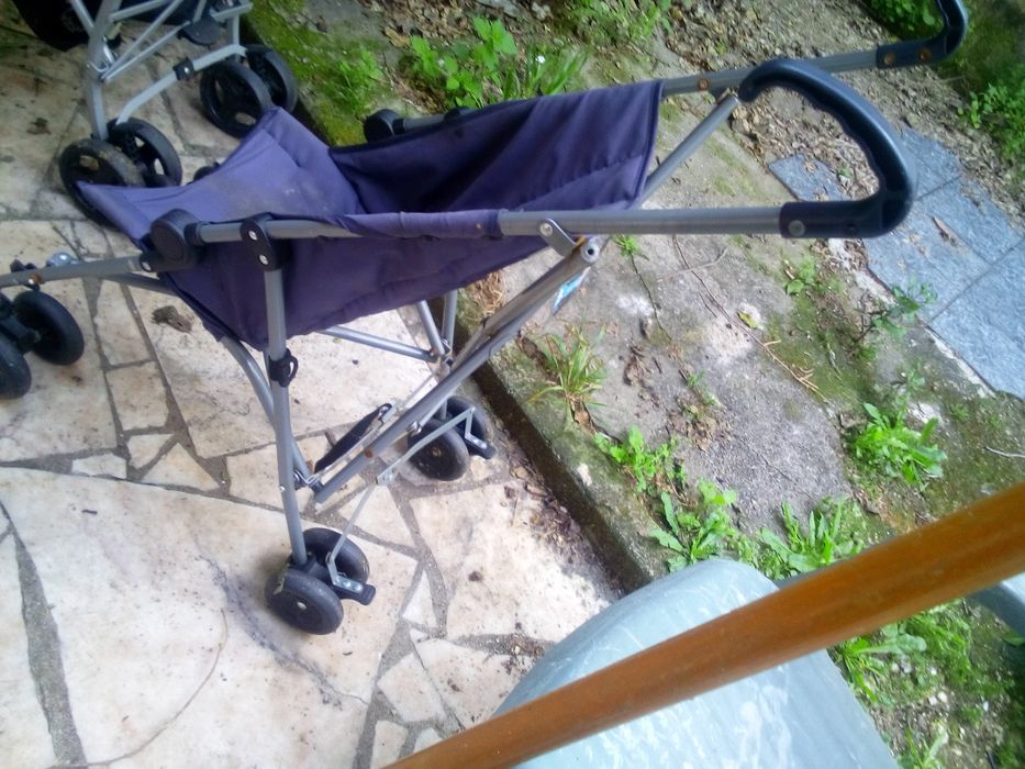 Carrinho bebe + berço 20eur.