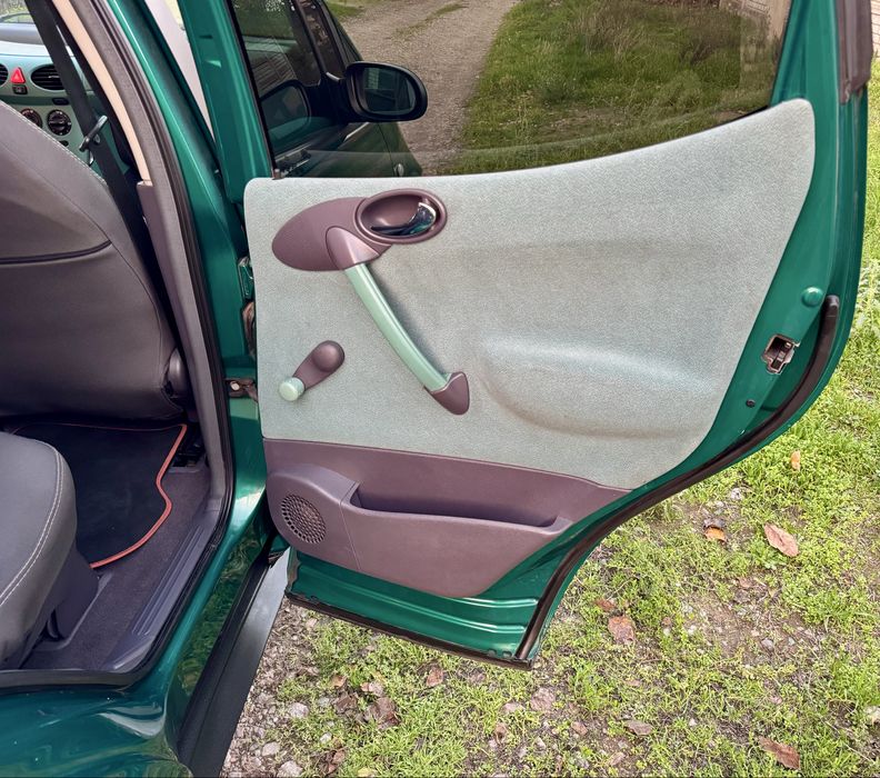 Мерседес  А140. Автомат