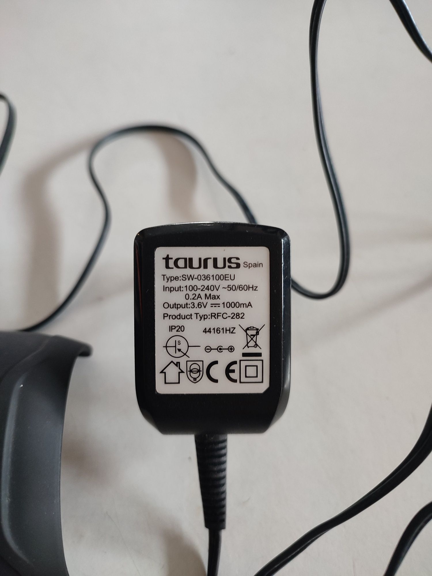 Carregador de Máquina + Base de cortar cabelo