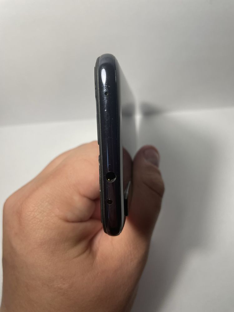 Телефон Xiaomi mi a3 (4/128GB)