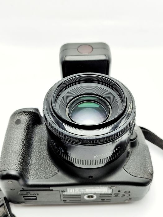 Фотоапарат Canon EOS 700D + об’єктив 18-55mm IS STM