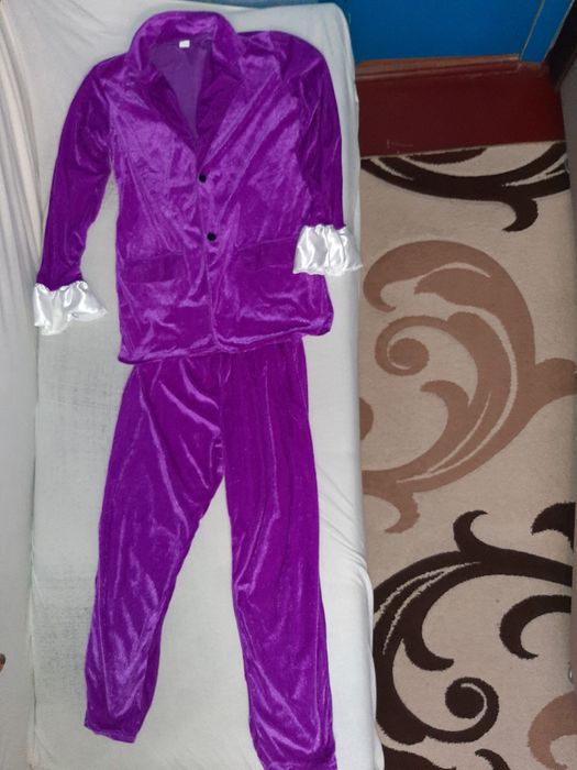 Карнавальный  велюровый костюм Пират,размер 48