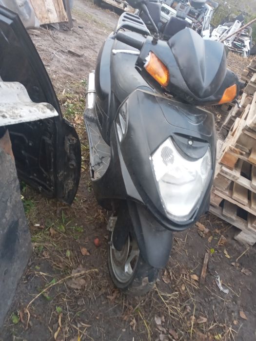 Продам скутир 150кб