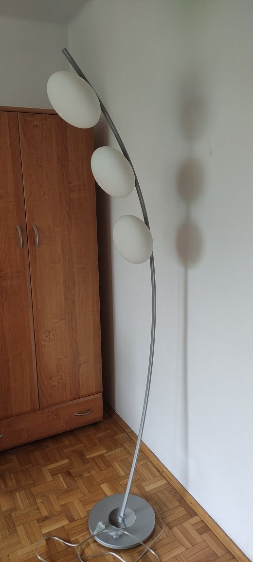 Lampa stojąca, podłogowa