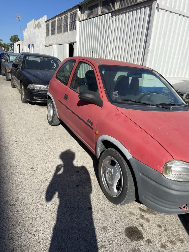 Opel corsa 1.2 b