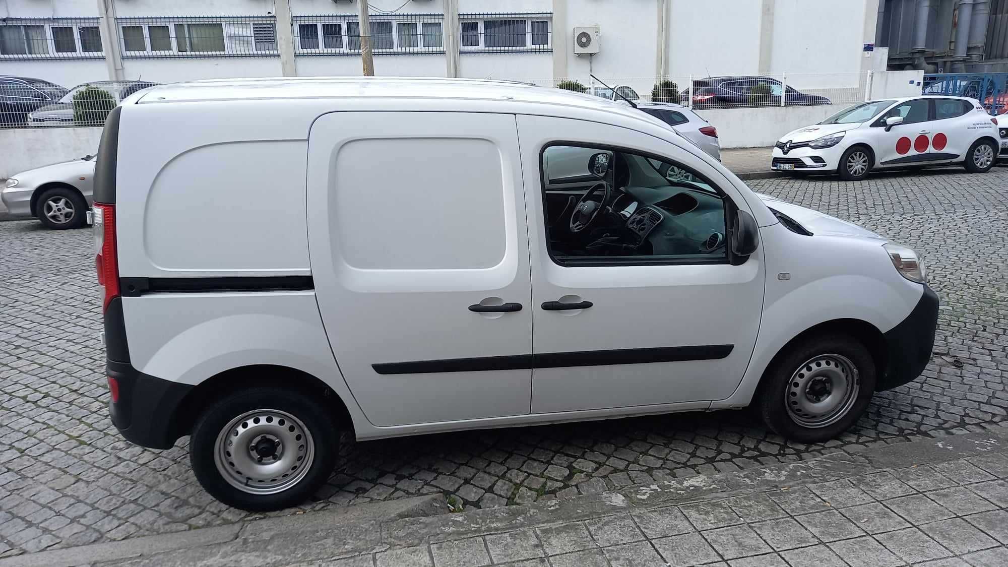 Renault Kangoo Dci 3lugares AC com iva dedutivel incluido no preço