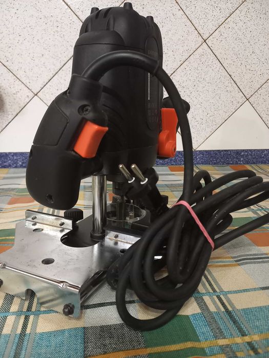 фрезер DNIPRO-M ER-160S