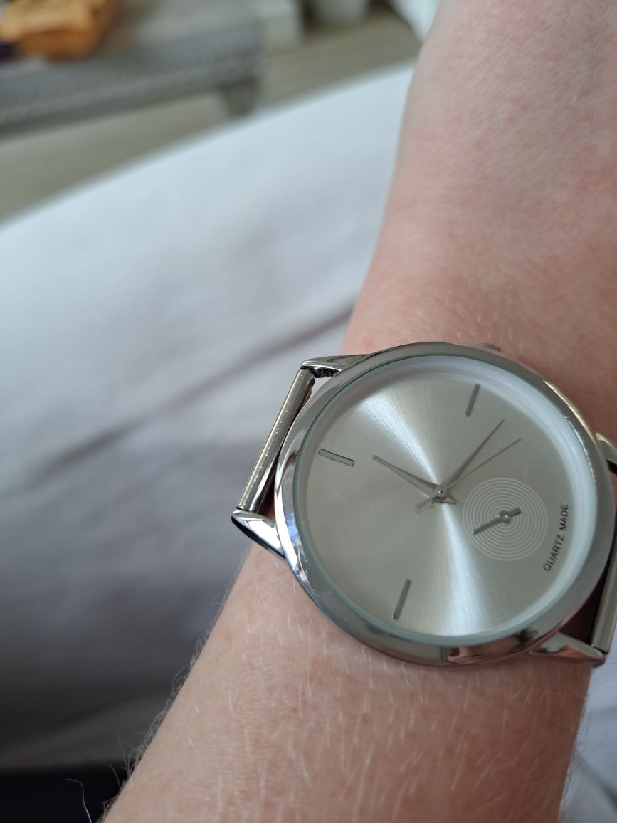 Zegarek srebrny używany