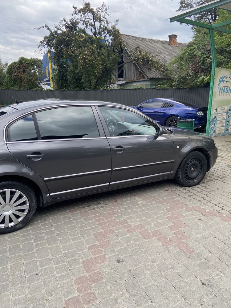 Skoda superb 2.5 TDI