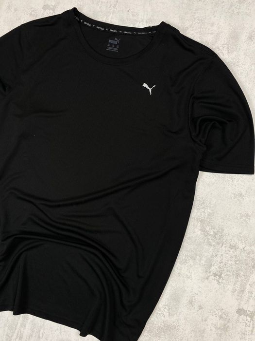 Чорна спортивна футболка Puma DryCELL для бігу та фітнесу