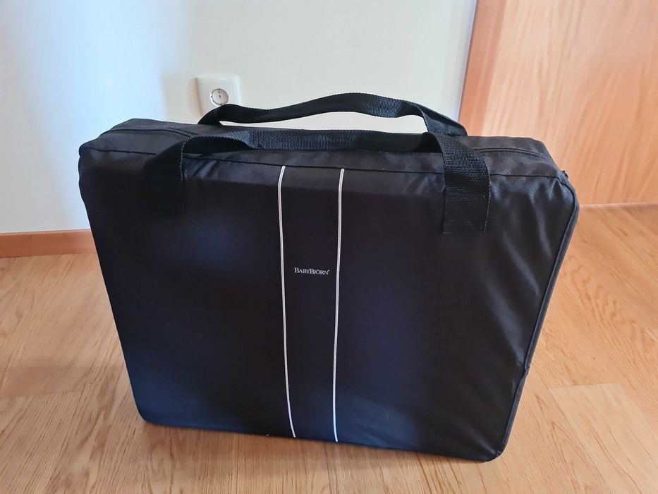 Cama de viagem Baby Bjorn - Como nova