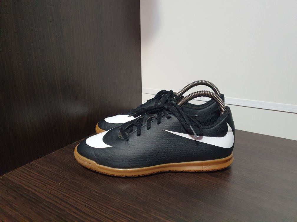 Футзалки Nike (Оригінал)