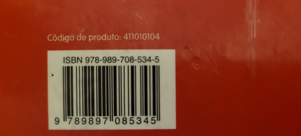 Livros 8° ano de geografia, físico-química e português