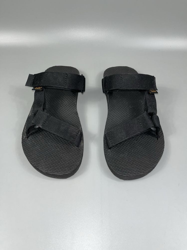 Сандалі Teva 39.5 розмір (по дліні 25 см)