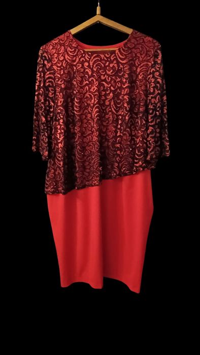 Жіноча сукня яскрава