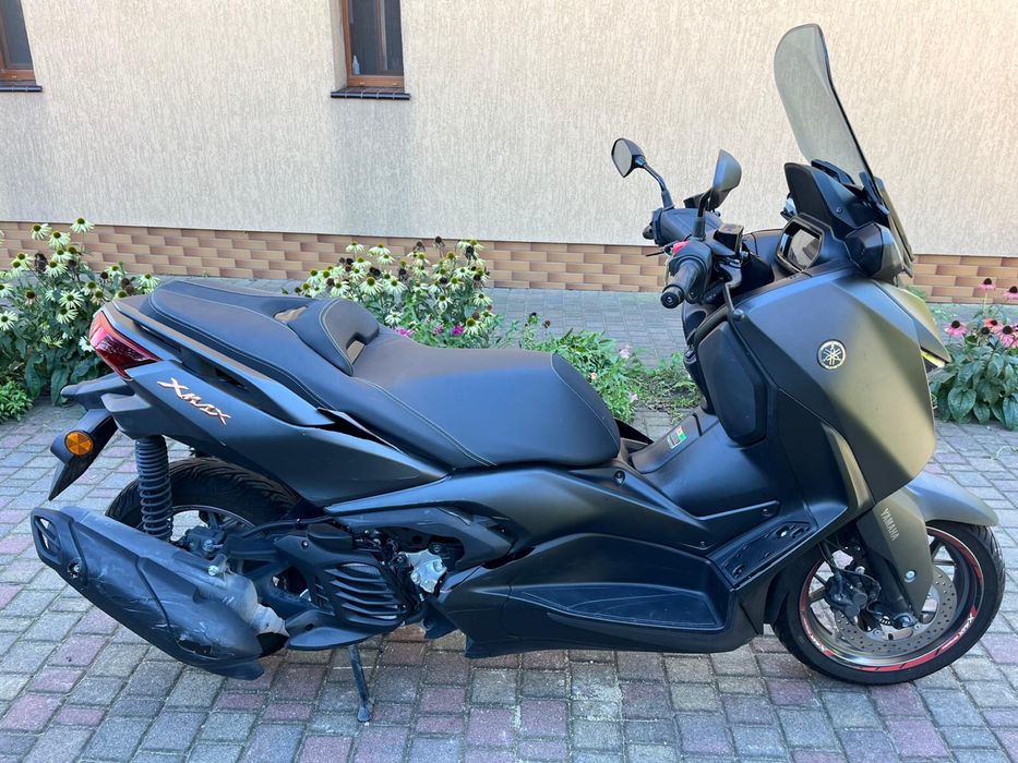 Yamaha X-Max 125 - 2024 rok.