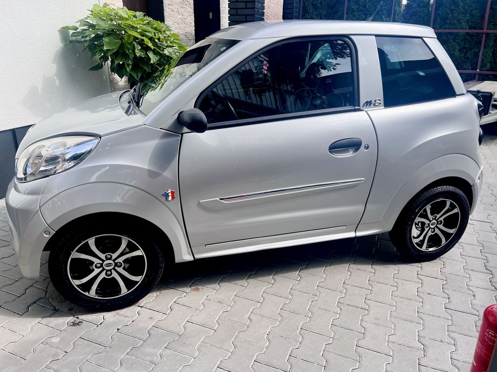 Microcar M-8  2014 aixam ligier chatenet