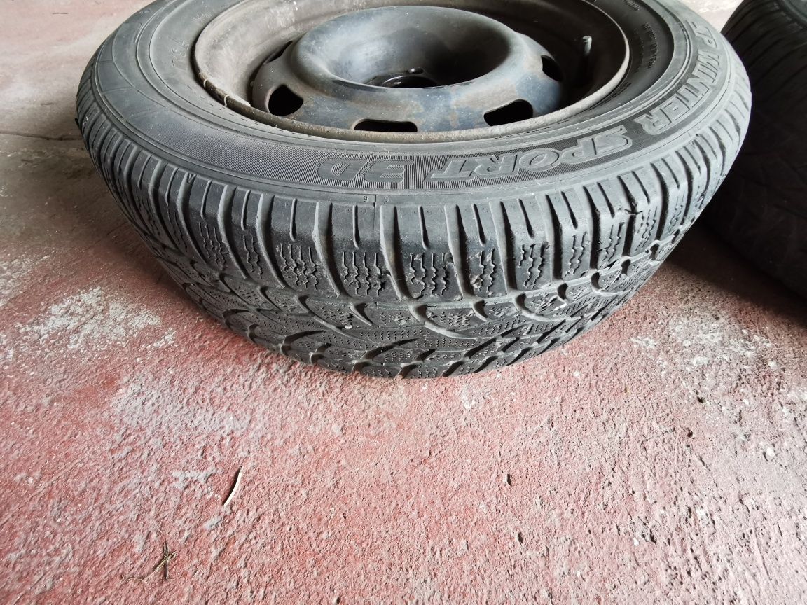 Komplet opon z felgami 195/65 R15