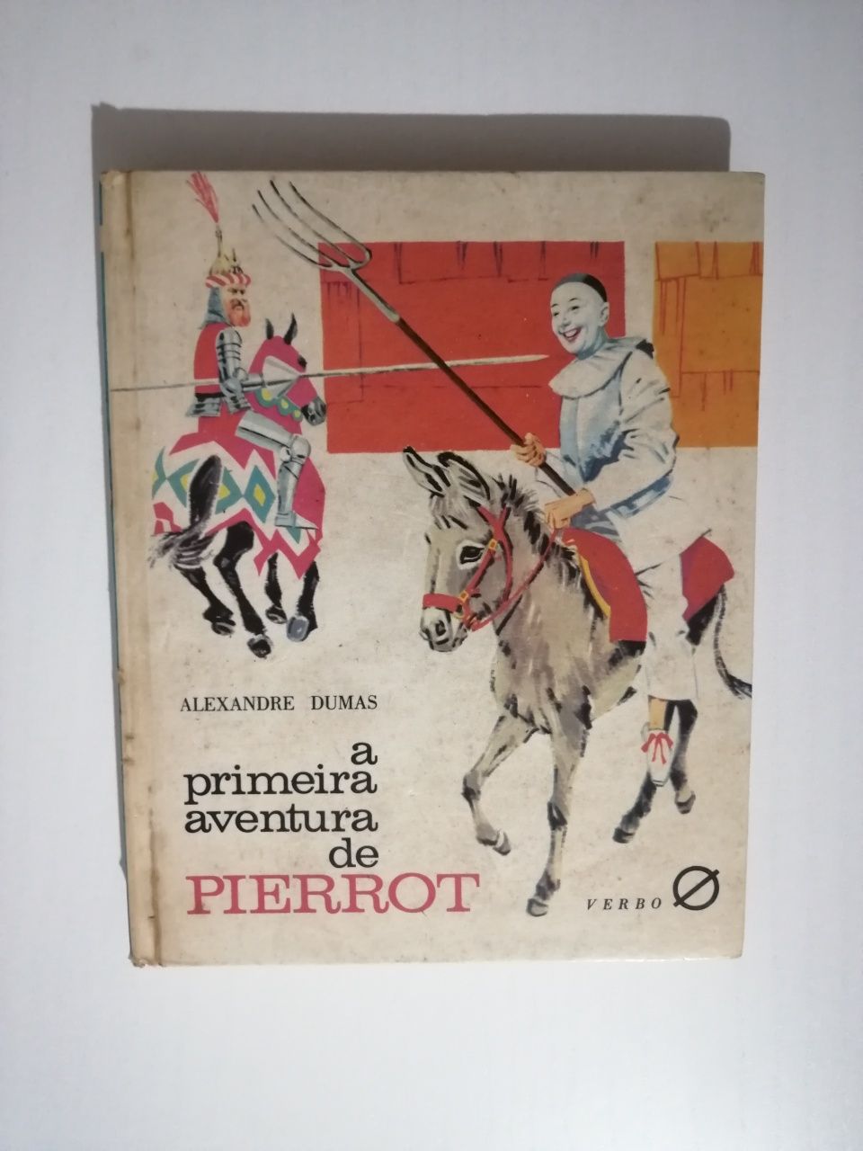 Livro: A primeira aventura de Pierrot - Alexandre Dumas