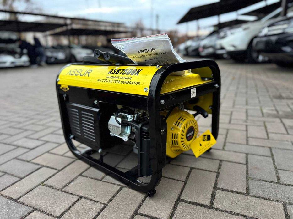 Бензиновий генератор