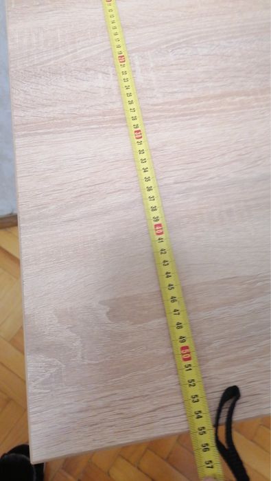 Стіл письмовий підійде для дорослого  або для дитини