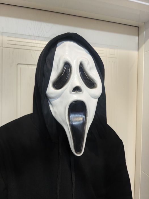 Маска на хэллоуин ghost face крик латекс