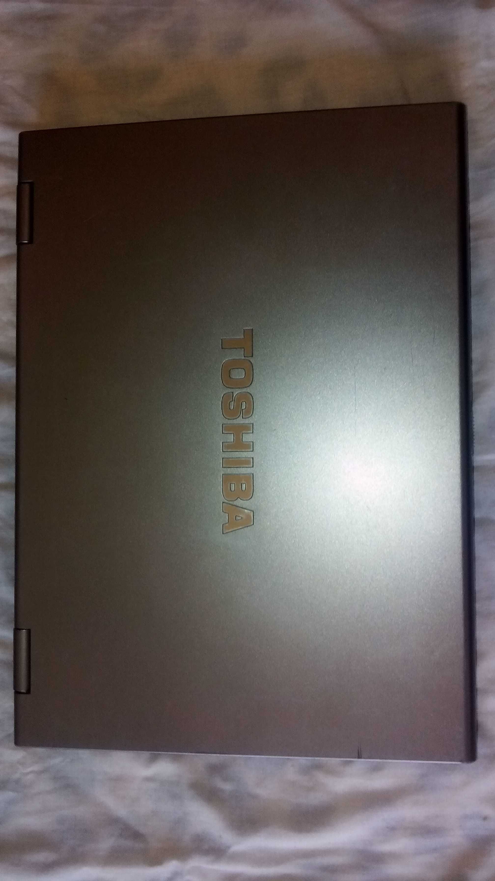 LAPTOP TOSHIBA a trabalhar com problemas