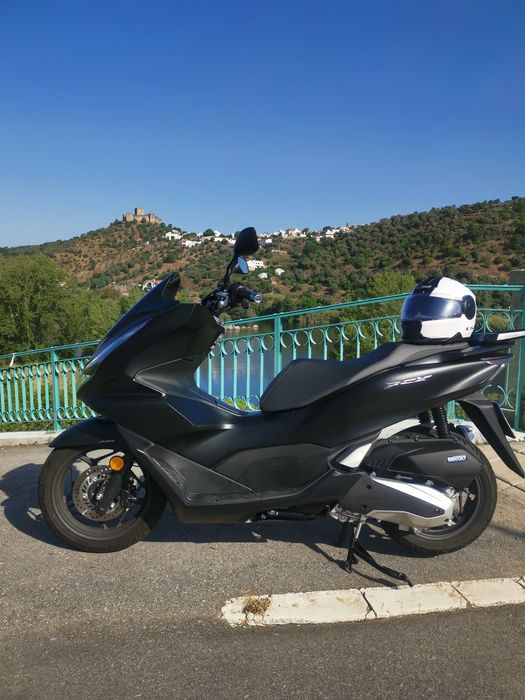Honda PCX  Abril 2022