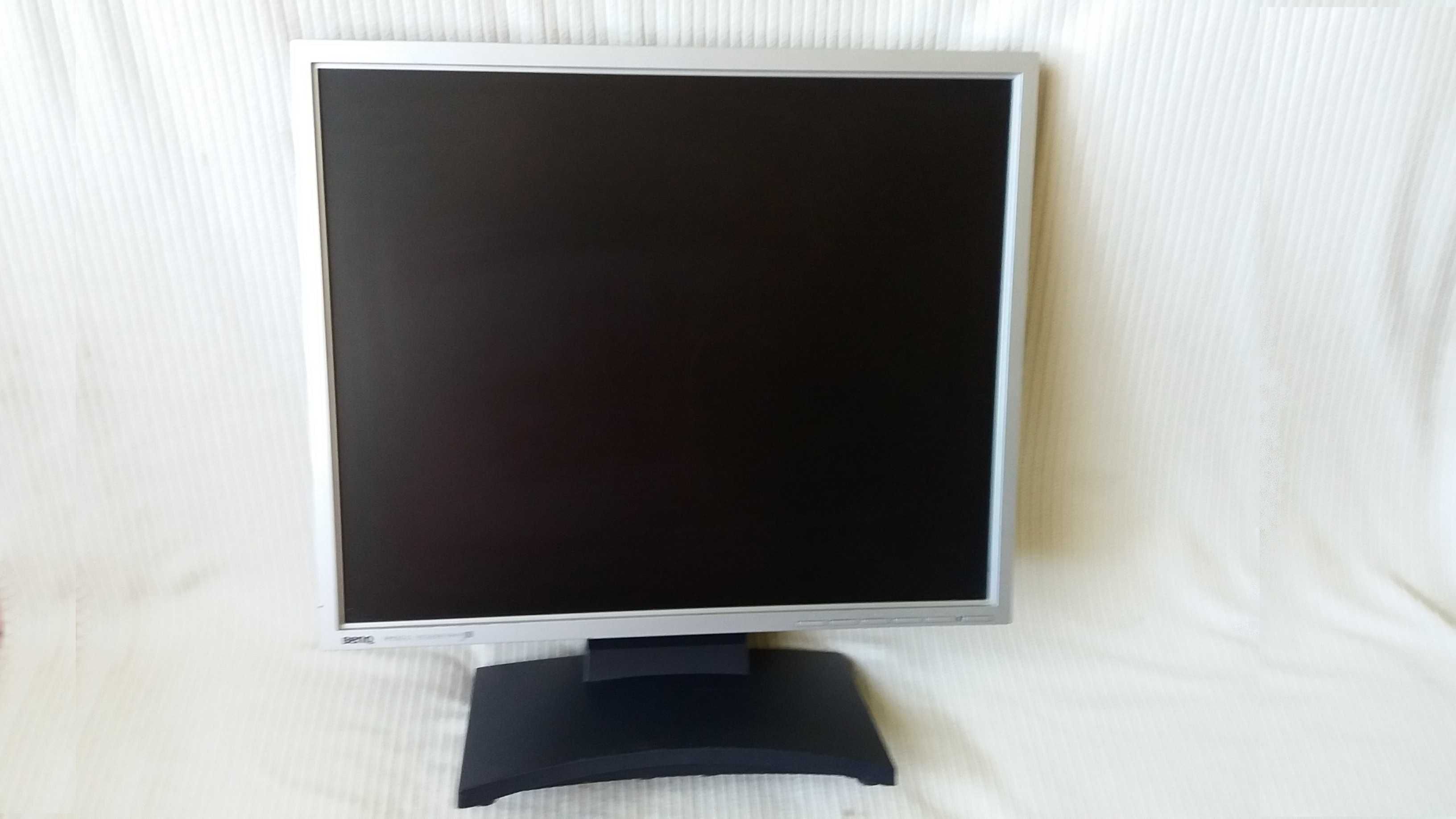 Benq Monitor 19 cali FP93GS