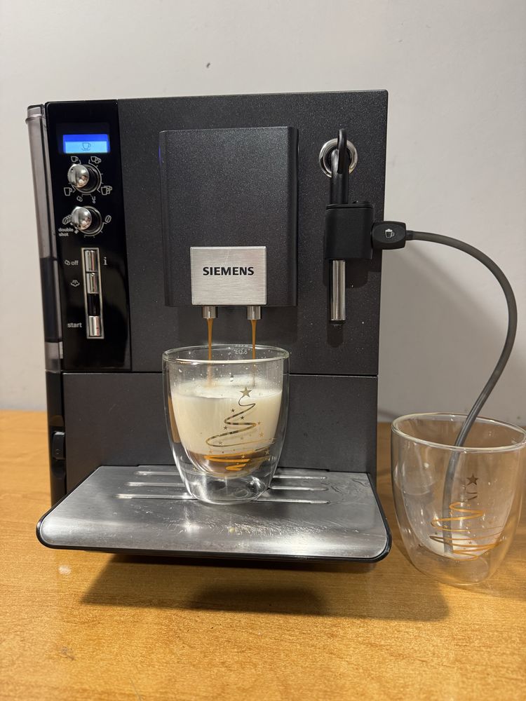 Ekspres Siemens EQ5 Macchiato Po Gruntownym Serwisie Gwarancja