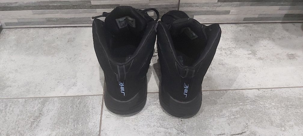 Buty zimowe nike 40,5 podwyższane za kostkę 40