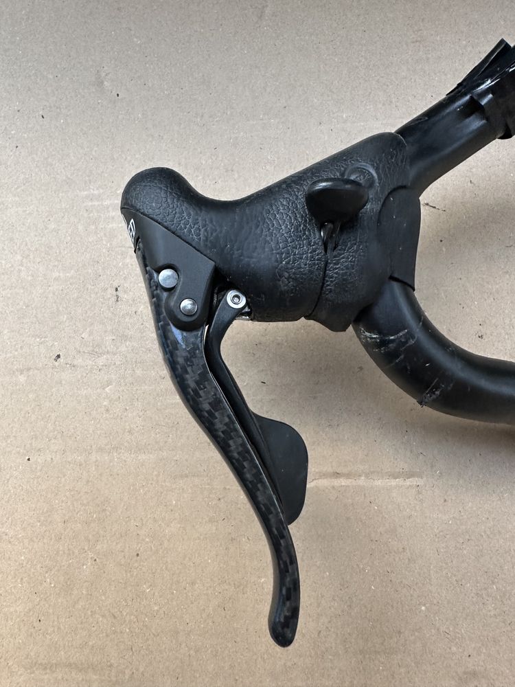 Klamkomanetki Campagnolo Chorus 2/3 x 10s Carbon