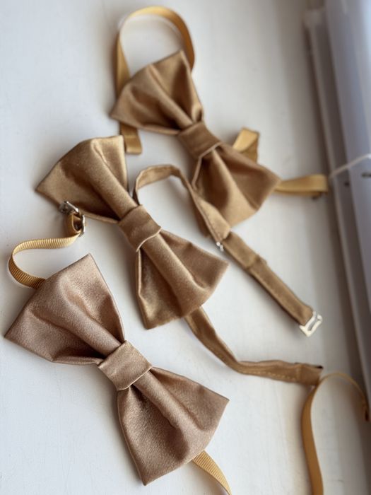 Метелик золотий жіночий або чоловічий