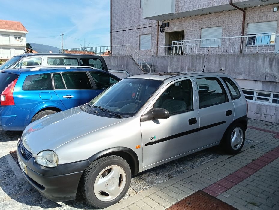Opel Corsa B 1.5 TD ano 00/01 motor Isuzu