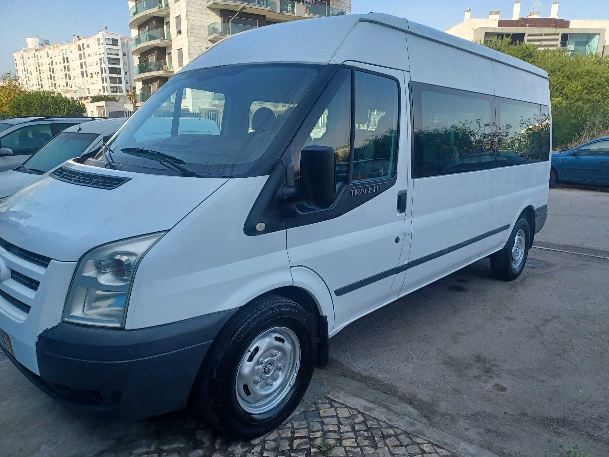 Ford Transit 9 lugares