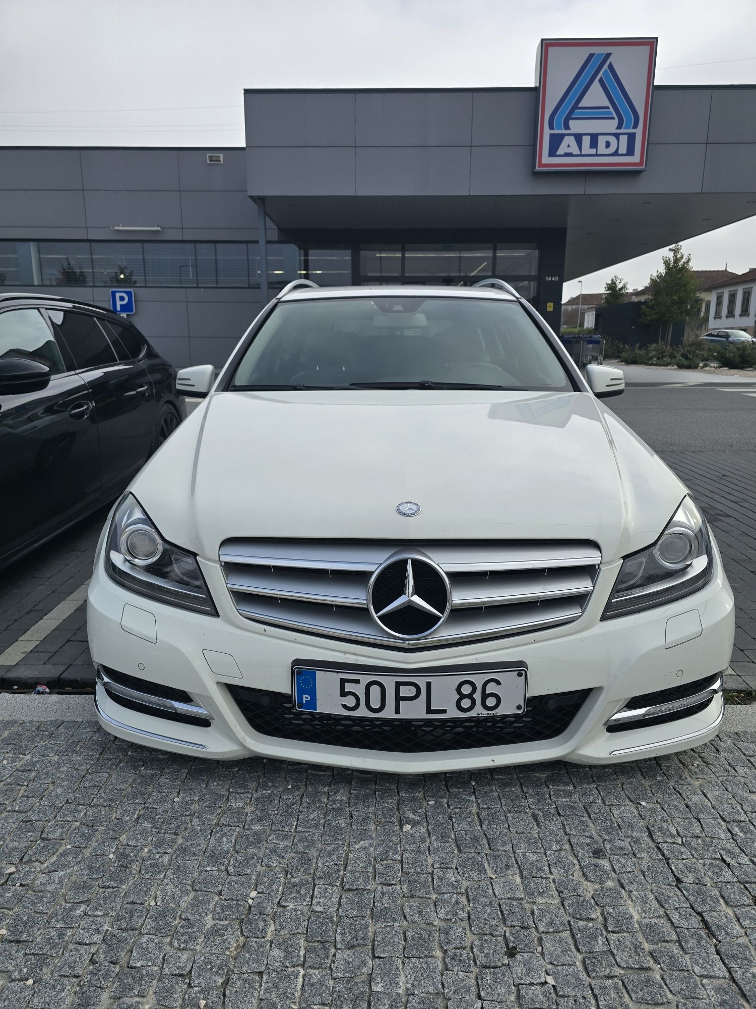 Mercedes-Benz C Station 2011 – Conforto Premium | Venda/Troca