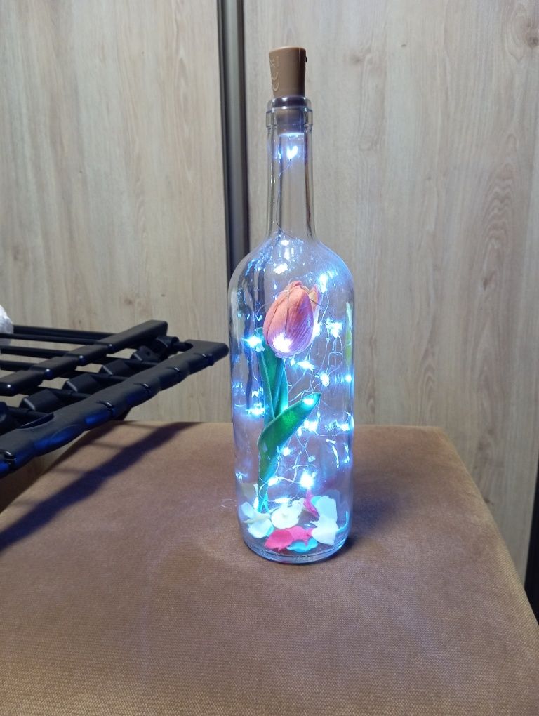 Lampka kwiat w butelce
