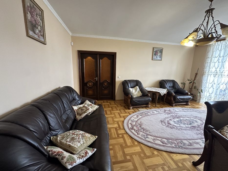Продаж 4-х кімнатної квартири Дружба
