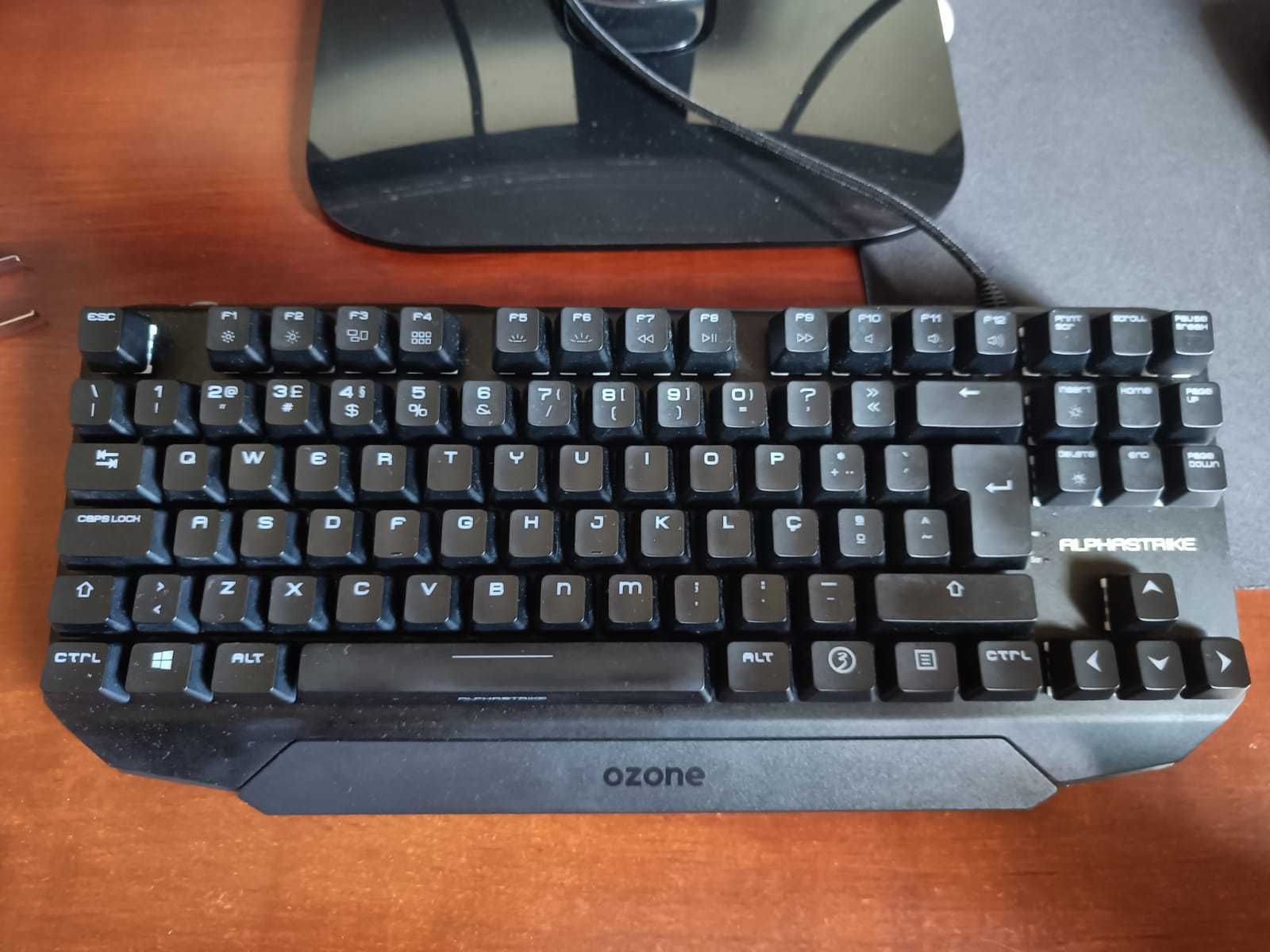 Teclado mecânico Ozone AlphaStrike