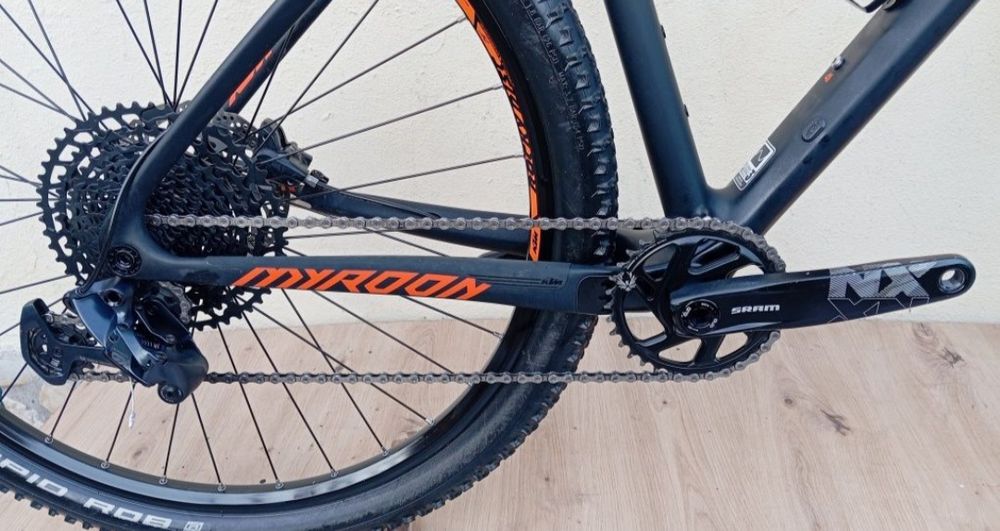 JF-Bikes Bicicletas KTM Myroon Carbono 12v M e L.