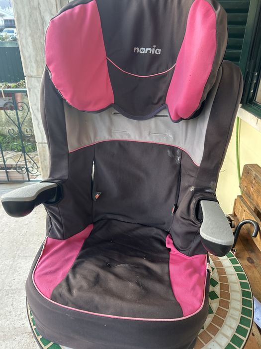 Cadeira auto preta e rosa