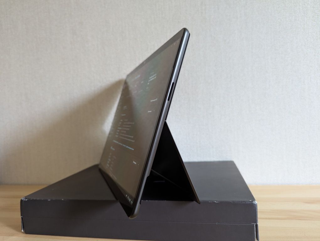Планшет Microsoft Surface Pro 11 Snapdragon X Elite OLED 16/256