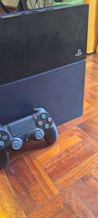 PS4 500Gb 100% funcional + Comando DUALSHOCK 4 Original em bom estado