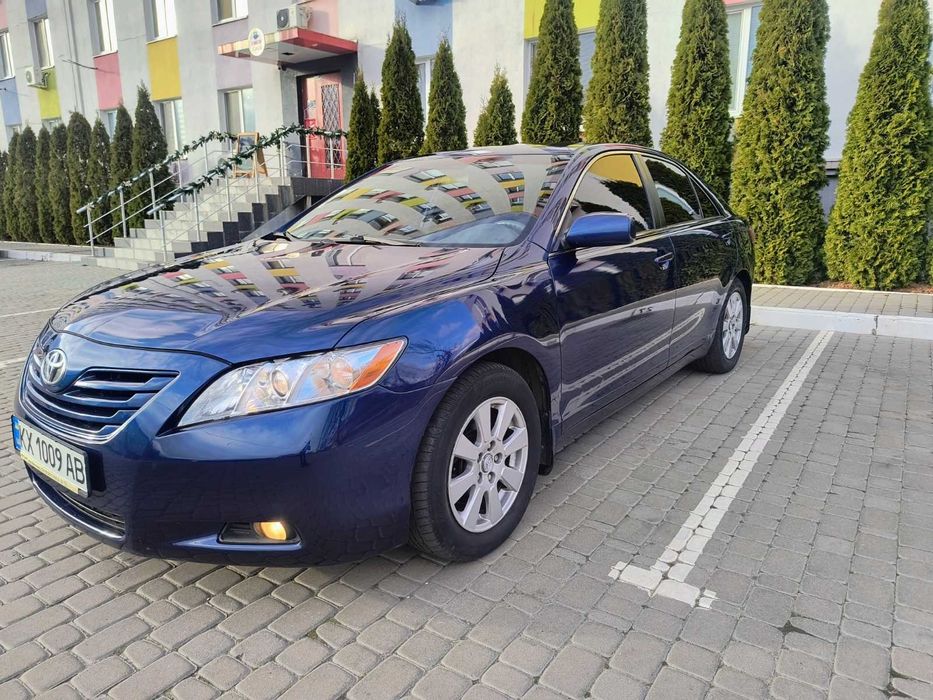 Продам хорошую Тоёту!!!