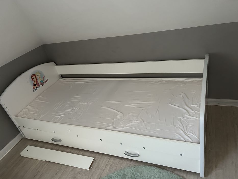 Łóżko biale z barierka i szuflada Kraina Lodu 180x80