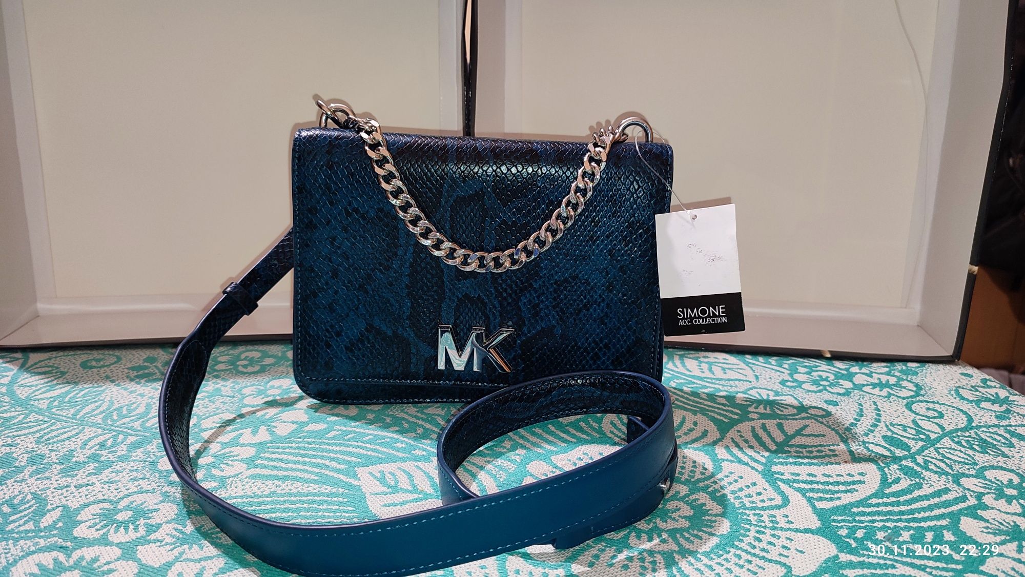 Продам нову шкіряну сумку Michael Kors